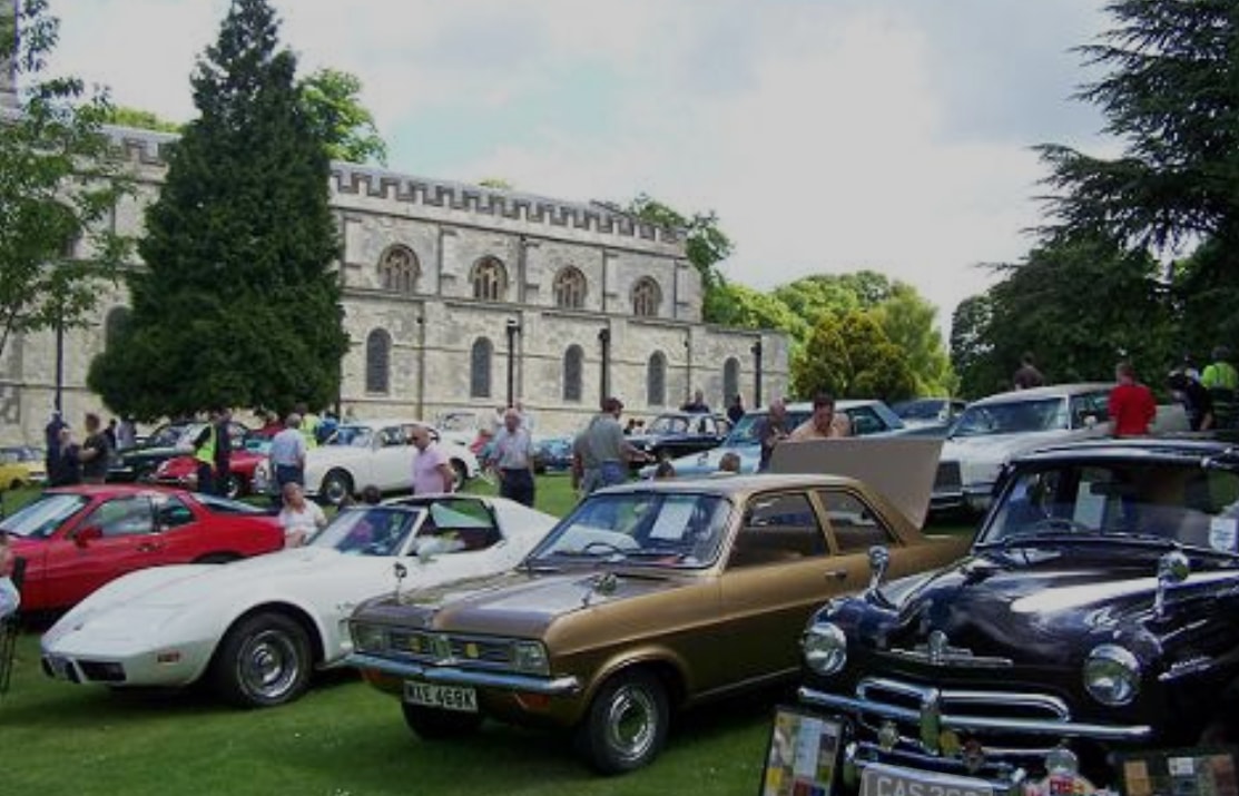 Dunstable Classic Motor Rally - book by 9 May